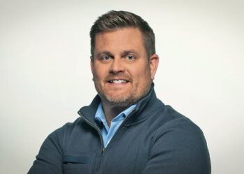 ¿Quién era Brian Thompson? El CEO de UnitedHealthcare asesinado en Manhattan