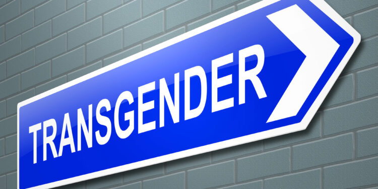 Trump restringe los tratamientos para menores trans