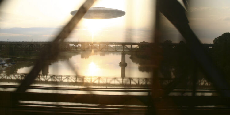 Esto dice la IA sobre qué pasaría con la economía si EE. UU. admitiera la existencia de vida extraterrestre