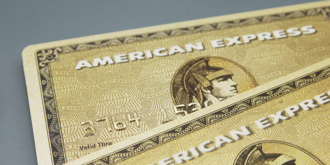 American Express acuerda pagar $230 millones por investigación de fraude y marketing engañoso