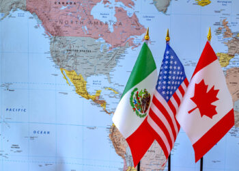 Trump impone aranceles del 25% a Canadá y México a partir del 1 de febrero de 2025