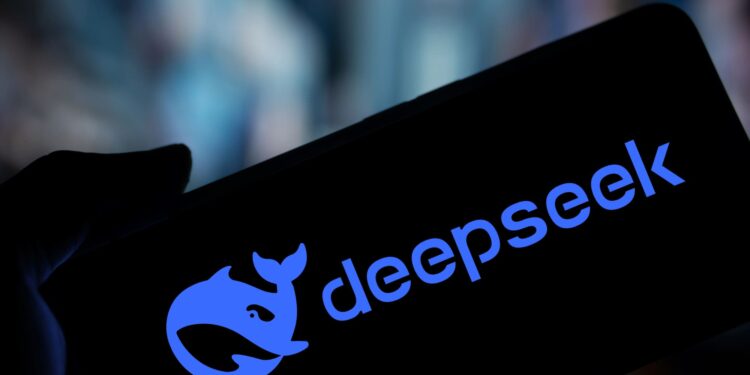 DeepSeek: La empresa china que amenaza con hundir a Nvidia y sacudir la industria de la IA