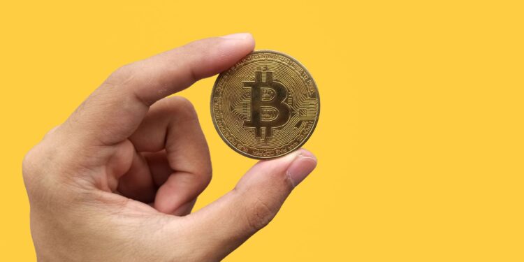 Bitcoin supera los $98,000 impulsando un prometedor inicio de 2025