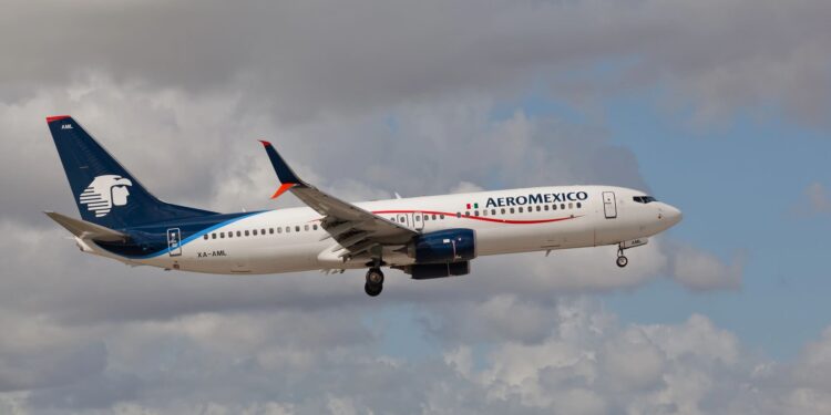 Aeroméxico se convierte en la aerolínea más puntual del planeta