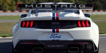 Ford presenta una edición especial de su Mustang GTD: $325,000 dólares