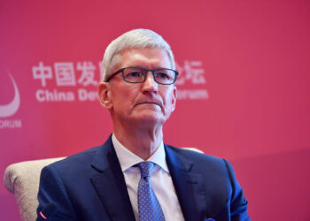 Apple en la mira de China: Posible investigación sacude sus acciones