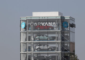 Carvana sorprende con resultados récord y prevé un 2025 “fuerte”
