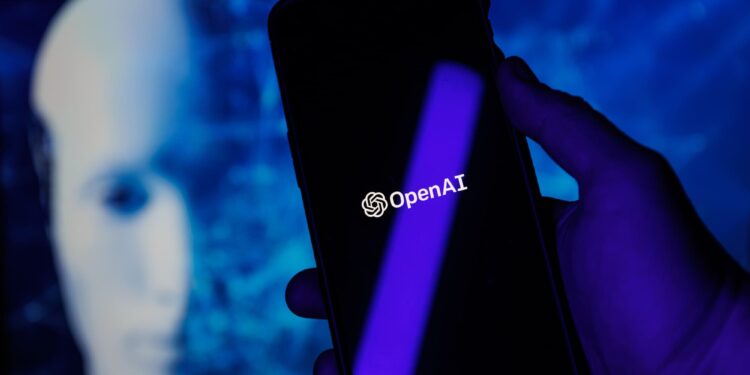 OpenAI lanza GPT-4.5 con inteligencia mejorada y menor tasa de errores