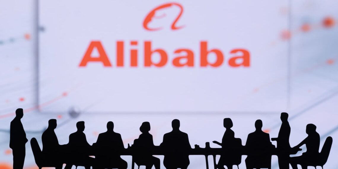Alibaba sorprende al mercado: acciones se disparan 8% tras un trimestre récord impulsado por la IA