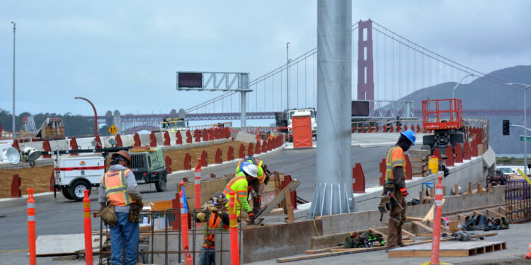 Generación de empleo en Estados Unidos decepciona mientras la tasa de desempleo cae al 4%