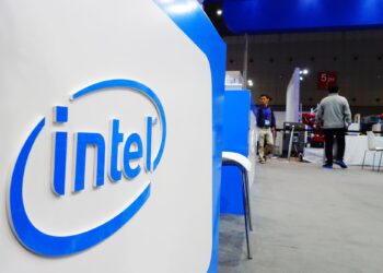 Acciones de Intel se disparan 13% tras el nombramiento de un nuevo CEO