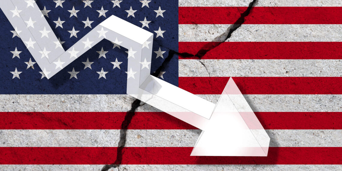 EE. UU. en riesgo de recesión: Probabilidad se acerca al 50%