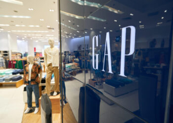 Gap sorprende a Wall Street: acciones se disparan un 17% tras superar expectativas