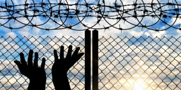 Trump sufrió duro revés en la aplicación de una ley del año 1798 para deportar inmigrantes