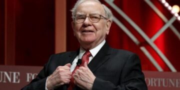 Luego de 10 años Warren Buffett entrega el premio de $1 millón de dólares a uno de sus empleados