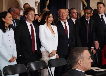 Caída de las “siete magníficas”: El imperio tecnológico tambalea en 2025