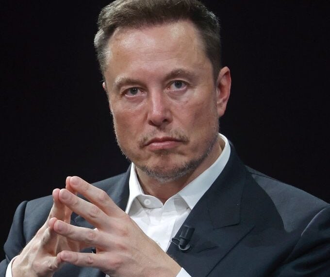 Caída de Tesla: Musk afirma que “Están castigando a la compañía” y confirma cuál es la razón