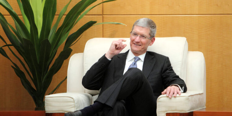 Apple recupera el trono como la empresa más valiosa de los EE. UU.
