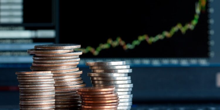 El S&P 500 suma quinto día consecutivo de ganancias pero el fantasma de la recesión acecha