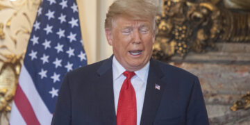 Aranceles de Trump desatan la peor caída bursátil trimestral desde 2022