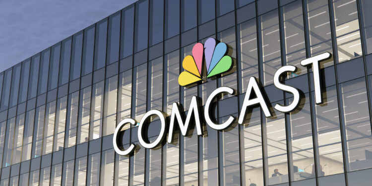 Comcast aumenta ganancias, pero pierde miles de clientes