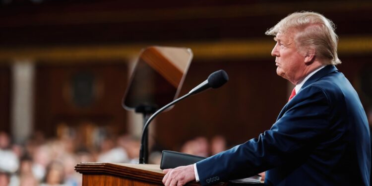 Trump activa oleada de aranceles el 02 de abril  a las 4 p.m. luego de un mediático discurso desde la Casa Blanca