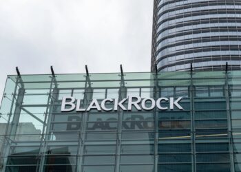 Pánico en Wall Street: Goldman advierte un mercado bajista y BlackRock reduce calificación a EE. UU.