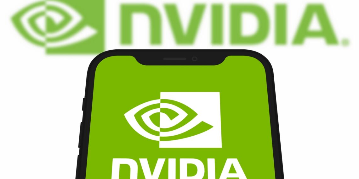 ¡Nvidia desafía la tormenta!: Aranceles de Trump no frenarán su dominio en inteligencia artificial