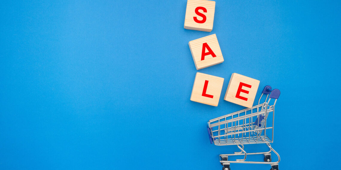 Ventas minoristas crecen en marzo y desafían el miedo a la recesión