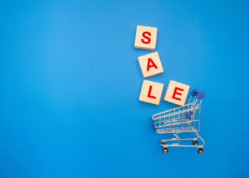 Ventas minoristas crecen en marzo y desafían el miedo a la recesión