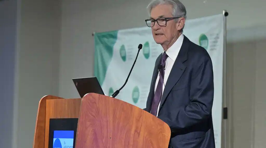Presidente de la Reserva Federal advierte que los recientes aranceles dispararán los precios y frenarán el crecimiento
