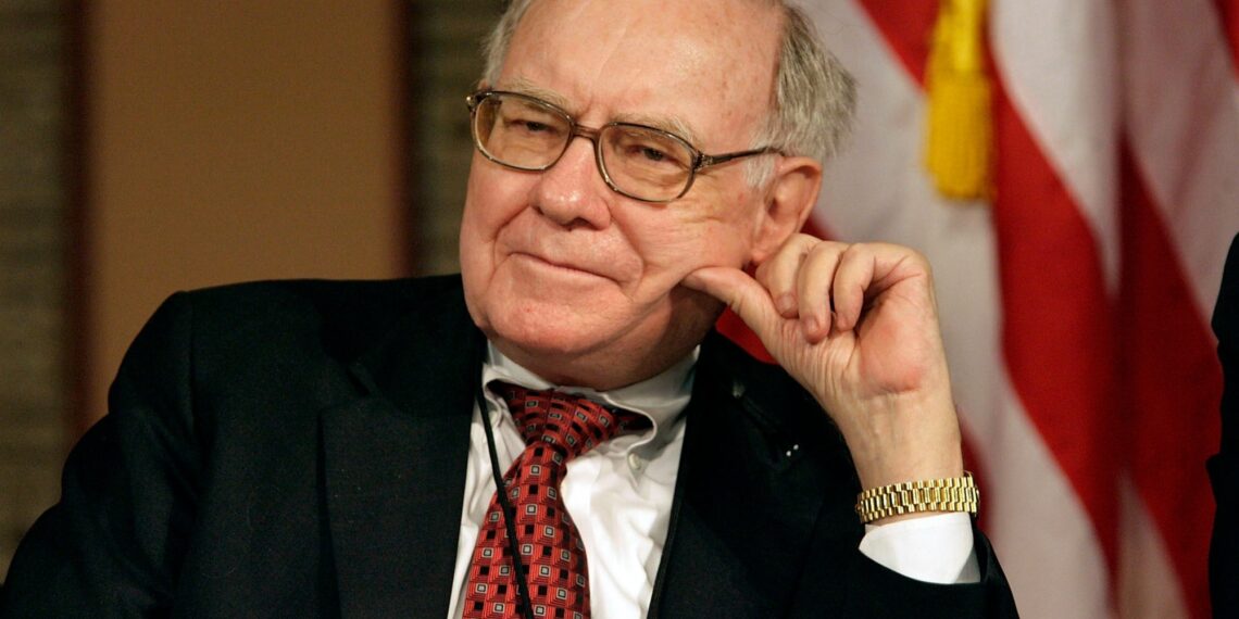 Riqueza de Warren Buffett crece, mientras las mayores fortunas caen