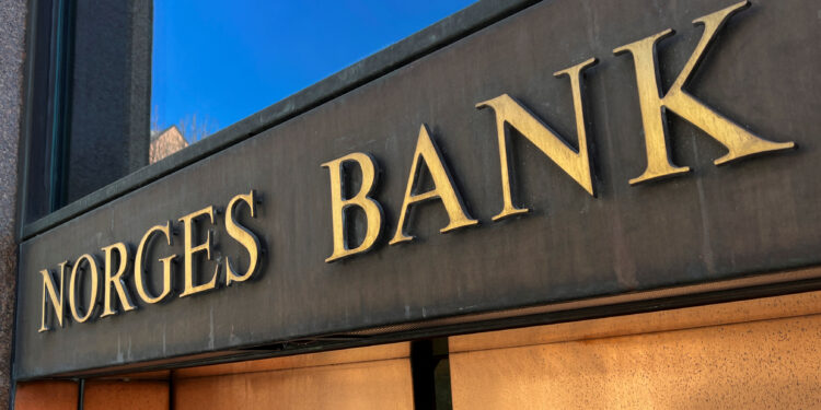 El mayor fondo soberano del mundo pierde $40,000 millones por el colapso tech