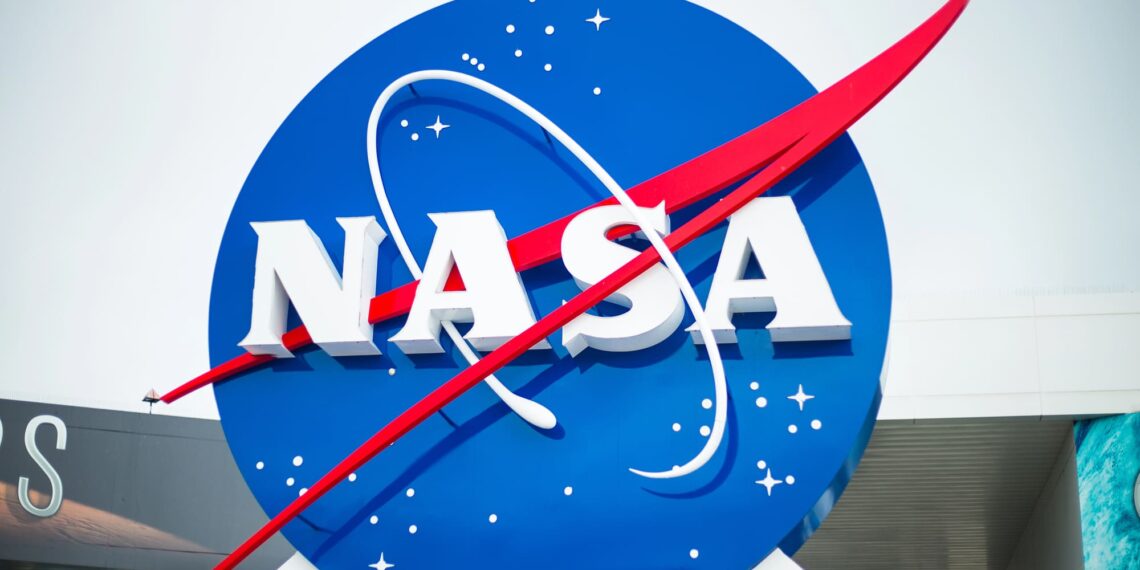 Trump recorta $6,000 millones a la NASA y lanza apuesta millonaria por Marte