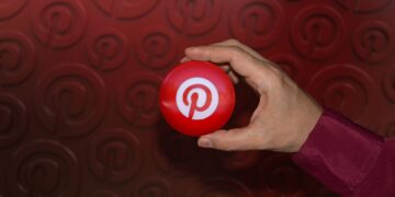 Acciones de Pinterest se disparan 15% tras pronóstico que sacude a Wall Street