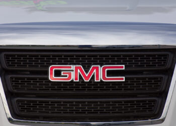 ¡Golpe a GM! Recorta proyecciones y revela impacto multimillonario por los aranceles de Trump