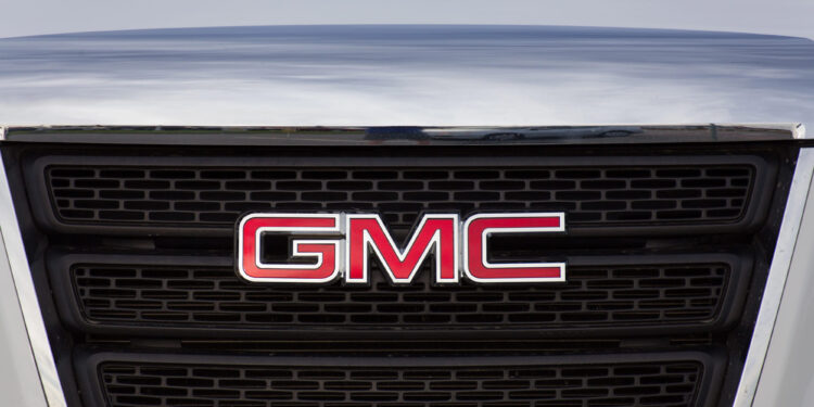 ¡Golpe a GM! Recorta proyecciones y revela impacto multimillonario por los aranceles de Trump