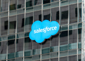 Salesforce hará millonaria adquisición de $8,000 millones y sacude el tablero de la inteligencia artificial