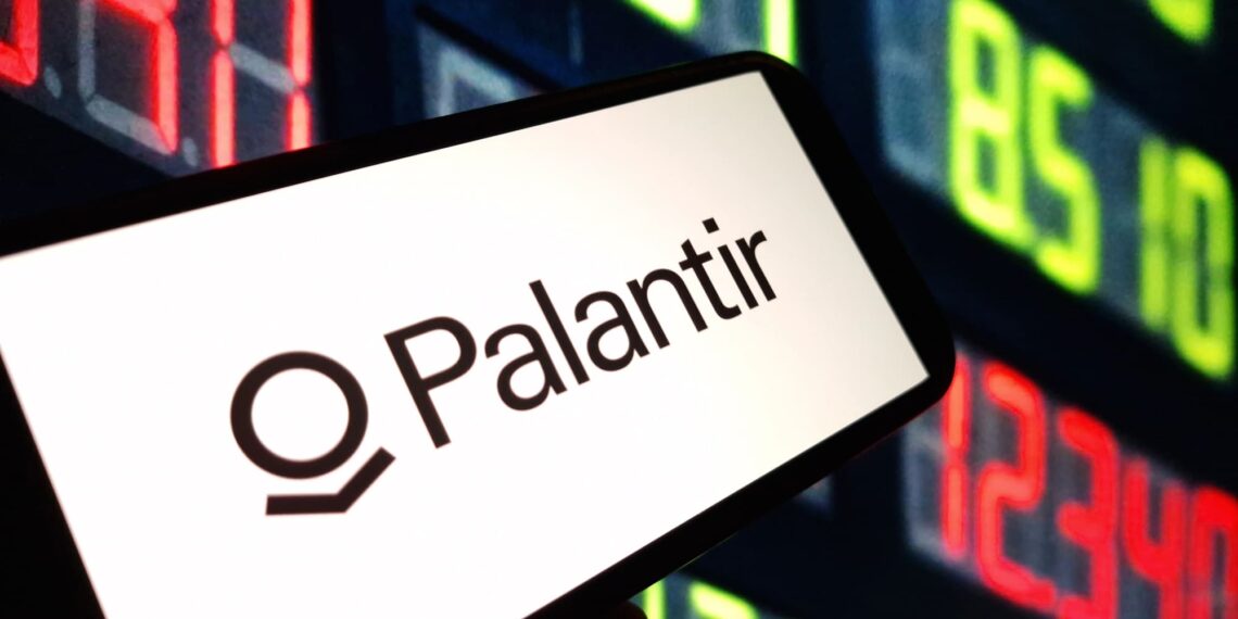 El CEO de Palantir vende millones en acciones: ¿alerta o jugada maestra?