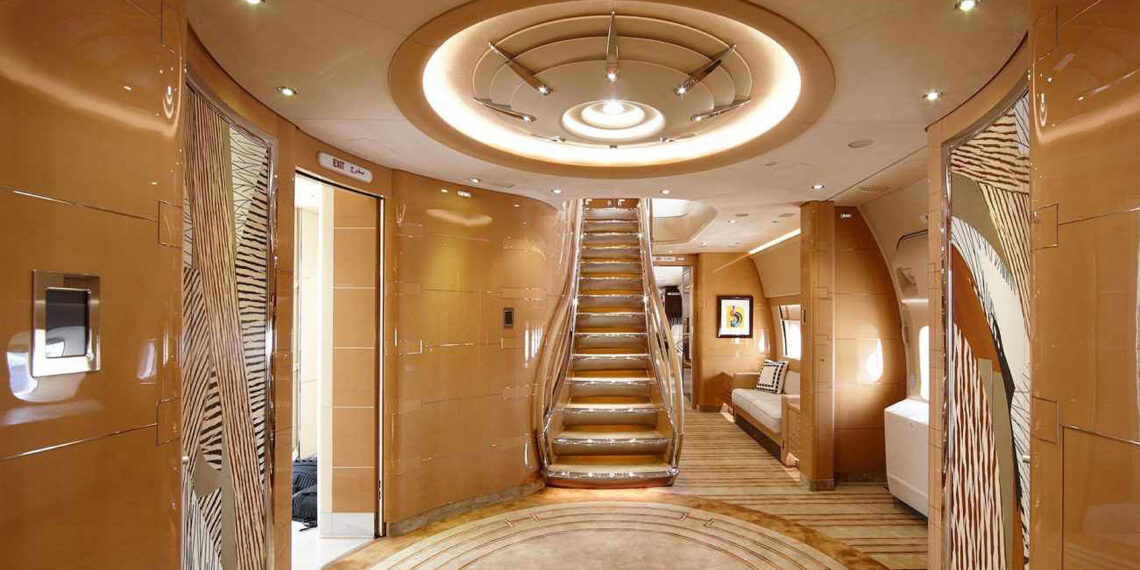 Trump en el ojo del huracán por aceptar el jet más lujoso jamás ofrecido a un presidente