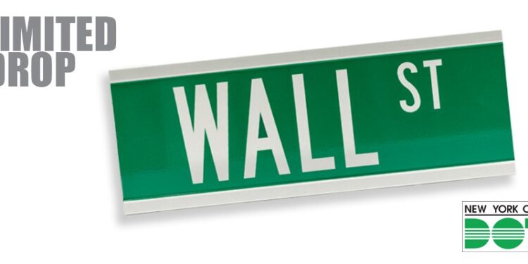 NYC DOT pone a la venta señales originales de Wall Street y los fanáticos se lanzan a comprarlas