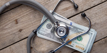 Millones podrían quedar sin Medicaid bajo nuevo proyecto de ley