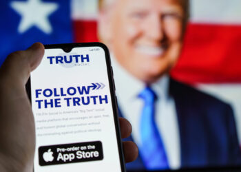 Trump Media lanza recompra masiva de acciones por $400 millones y apuesta por Bitcoin