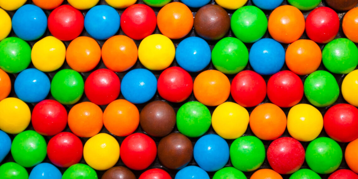 Nestlé anuncia el fin de los colorantes artificiales en EE. UU.: ¿La vida vale menos en economías emergentes?