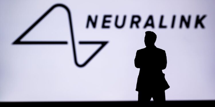 Elon Musk logra recaudar $650 millones de capital fresco para conectar tu mente a las máquinas