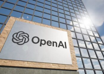 OpenAI alcanza $10,000 millones en ingresos y ya proyecta dominar el futuro de la IA