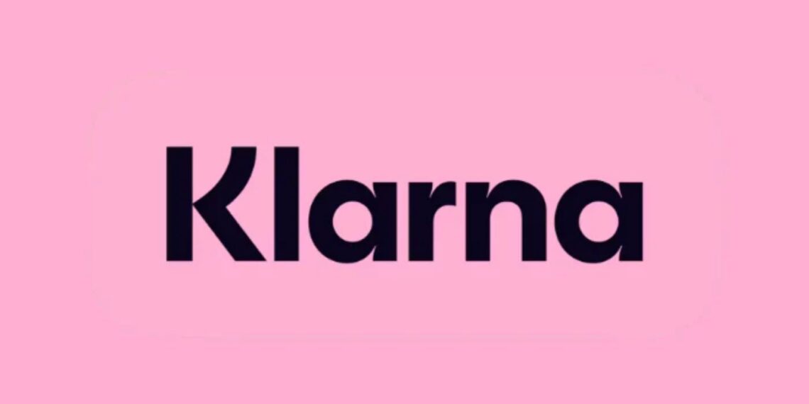 Klarna lanza un ataque directo a los bancos: Estrena innovadora tarjeta débito