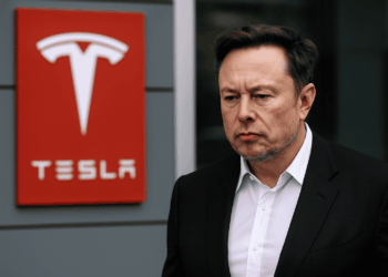 Caída estrepitosa de Tesla en Wall Street: Las ventas se desmoronan y Musk advierte tiempos difíciles