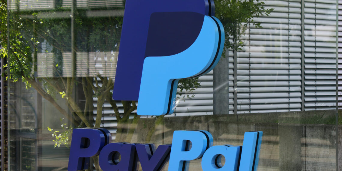 PayPal se tambalea: Caída bursátil expone debilidades ocultas tras cifras récord