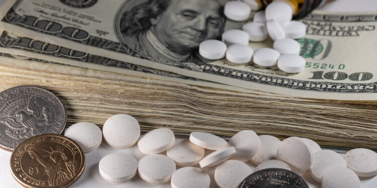 WSJ revela increíble fallo en Medicaid: Millones cobraban doble